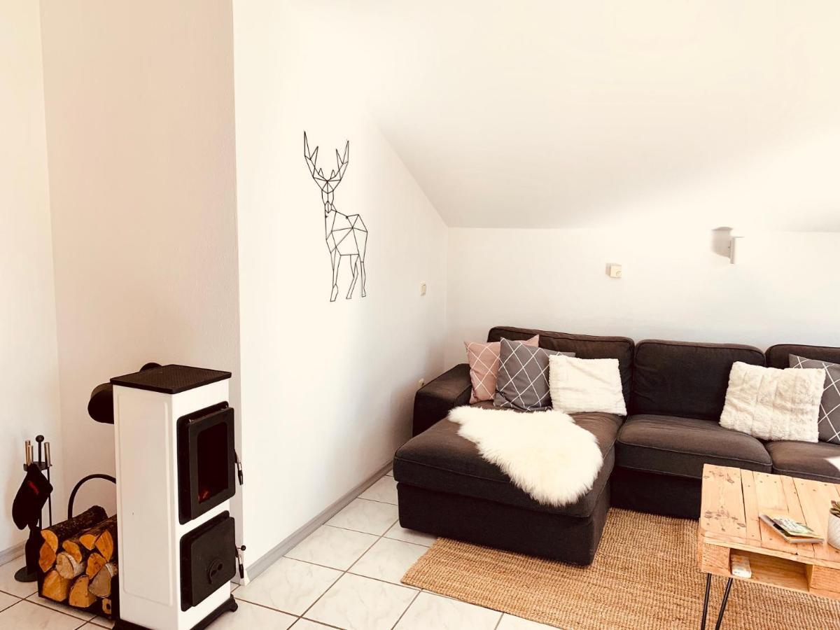 Moderne Ferienwohnung Mit Herrlicher Fernsicht ツヴィーゼル エクステリア 写真