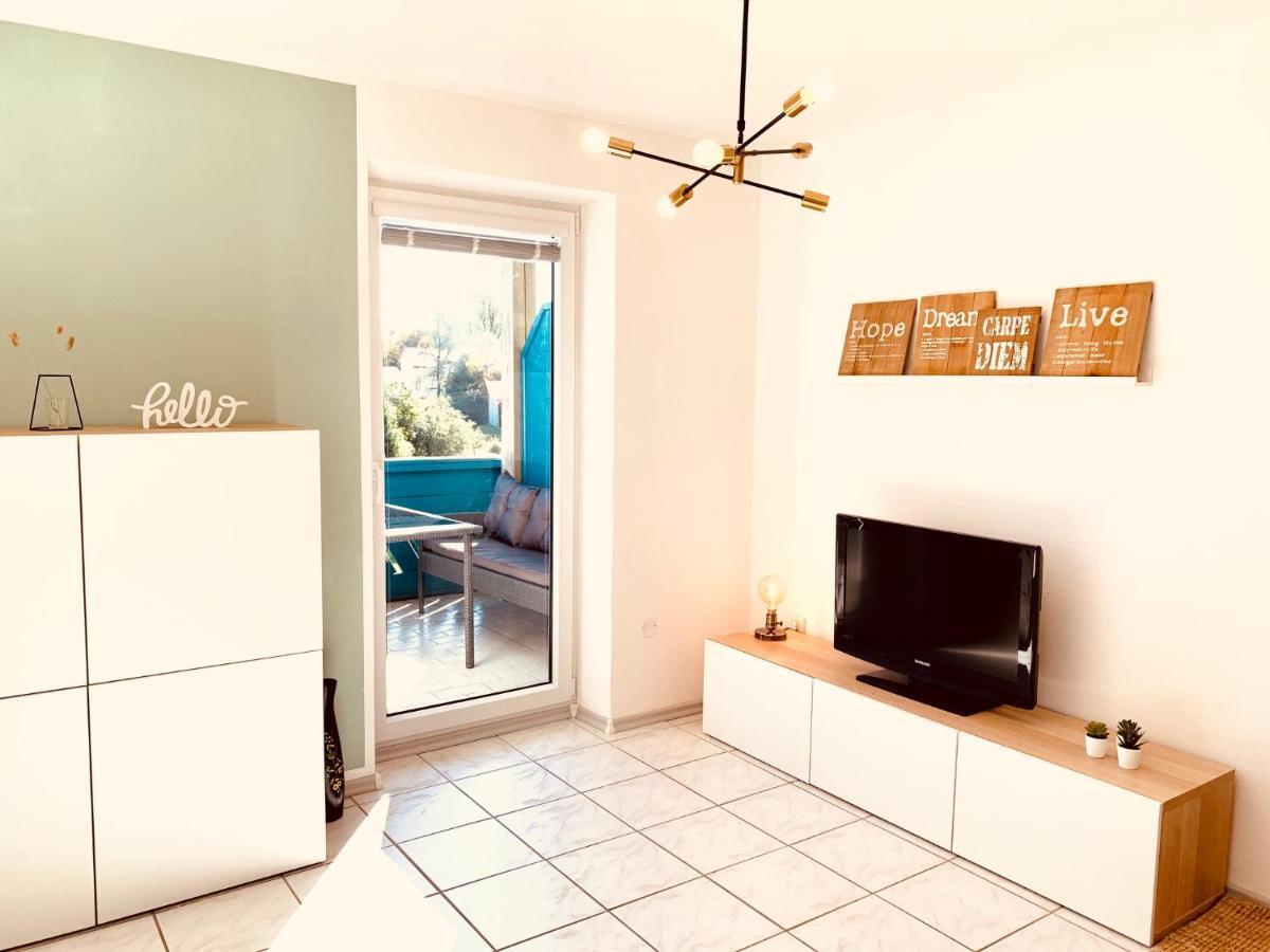 Moderne Ferienwohnung Mit Herrlicher Fernsicht ツヴィーゼル エクステリア 写真